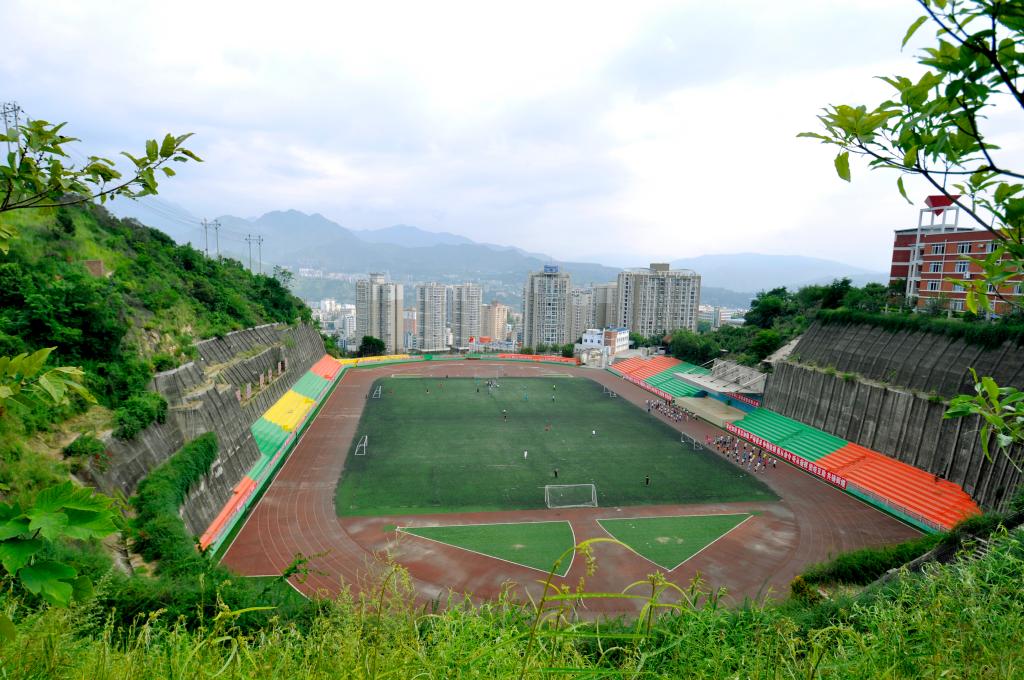 运动场-欢迎访问攀枝花学院!