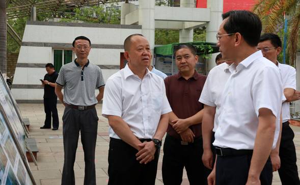 省委教育工委委员,教育厅党组成员,副厅长崔昌宏一行在攀枝花市副市长