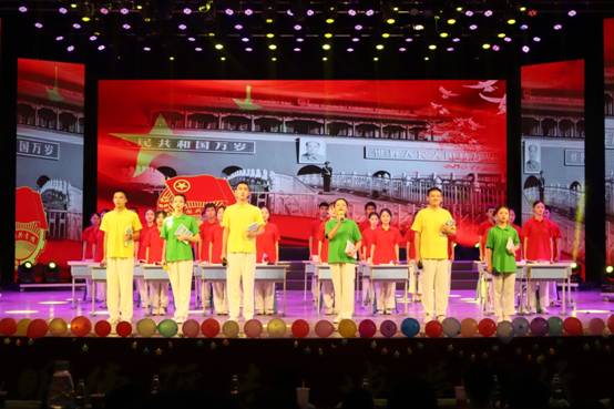 聆听青年